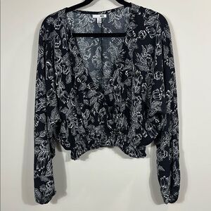 Amuse Society Longsleeve Cropped Deep V-Neck Beach Summer Floral Women Top Small